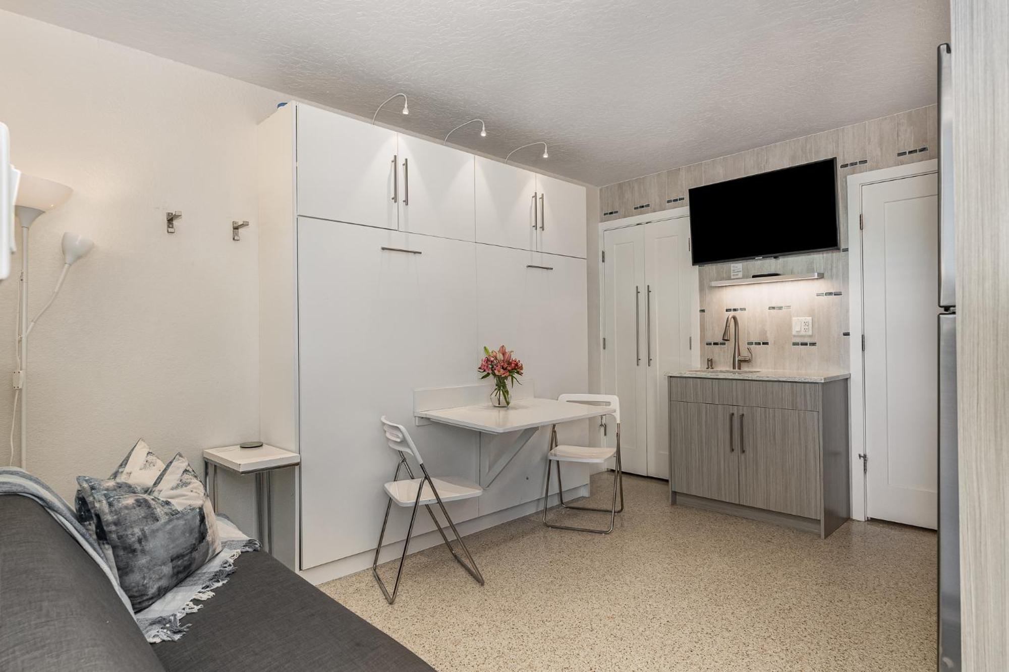Boutique Vacation Rental Complex At Beach ココアビーチ エクステリア 写真