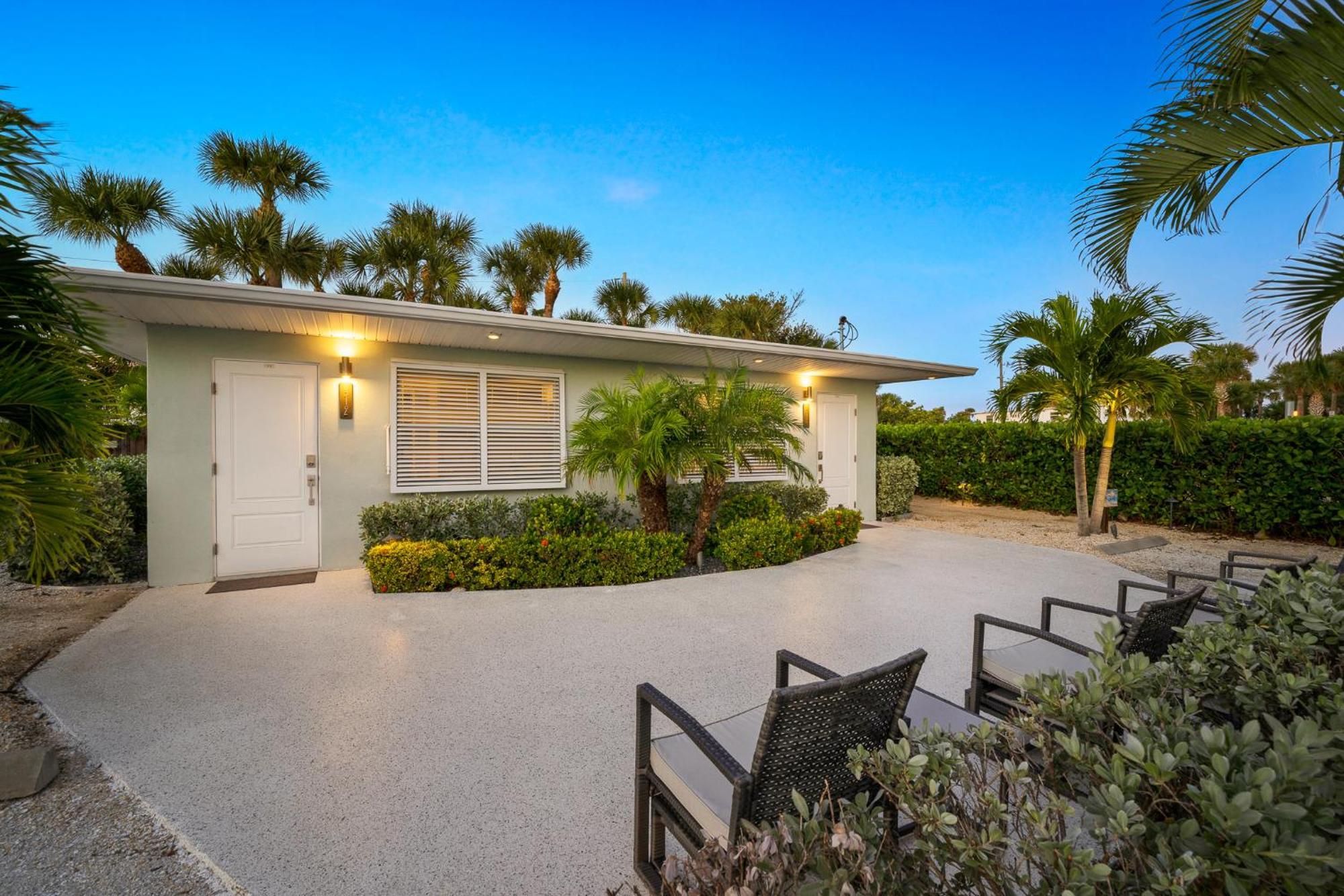 Boutique Vacation Rental Complex At Beach ココアビーチ エクステリア 写真